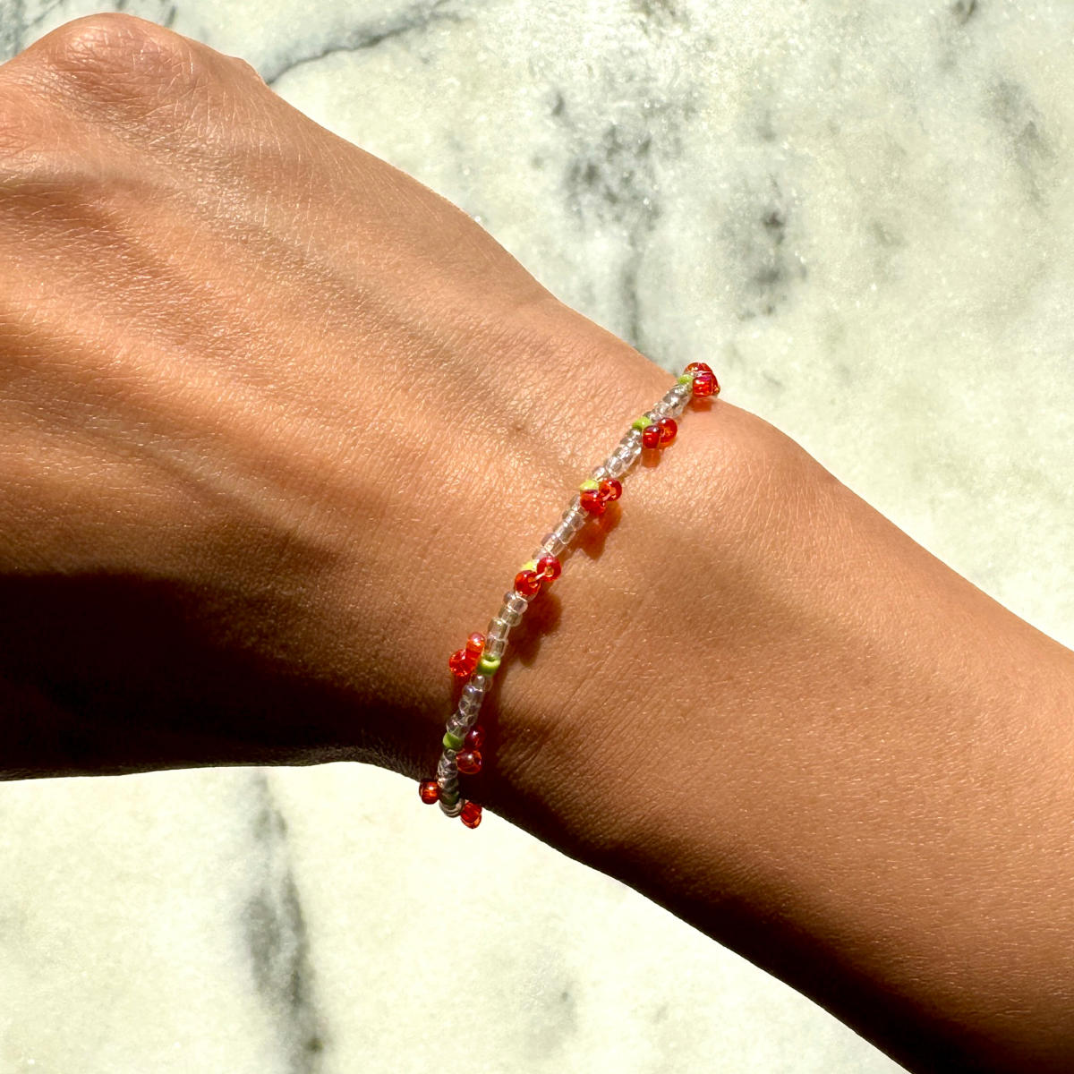 Twinkle loop bracelet