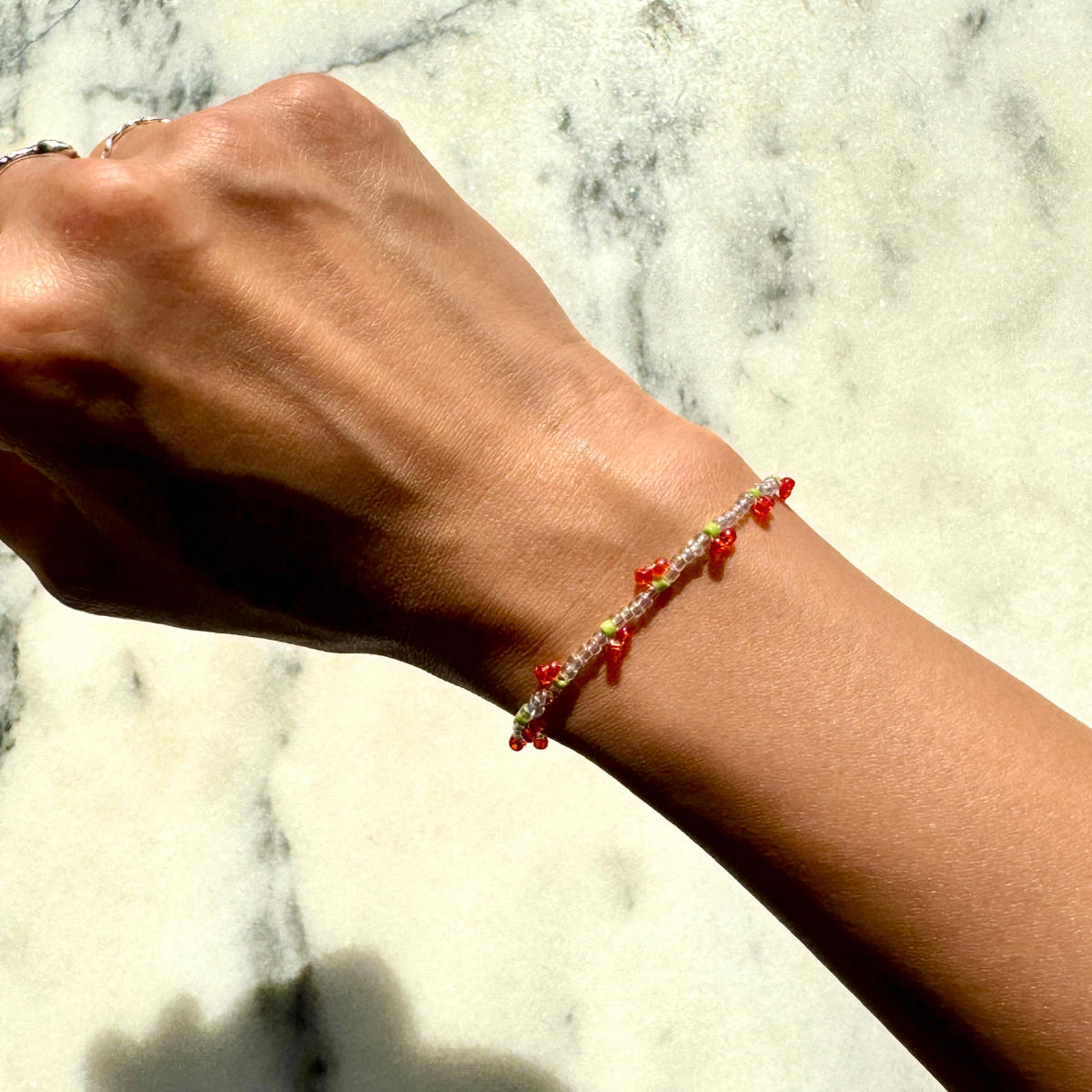 Twinkle loop bracelet