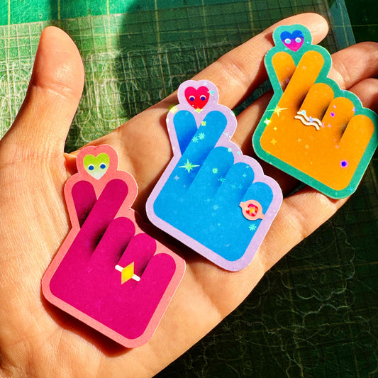 Finger heart stickers (3)