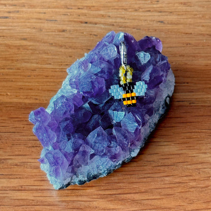 Bumble bee charm