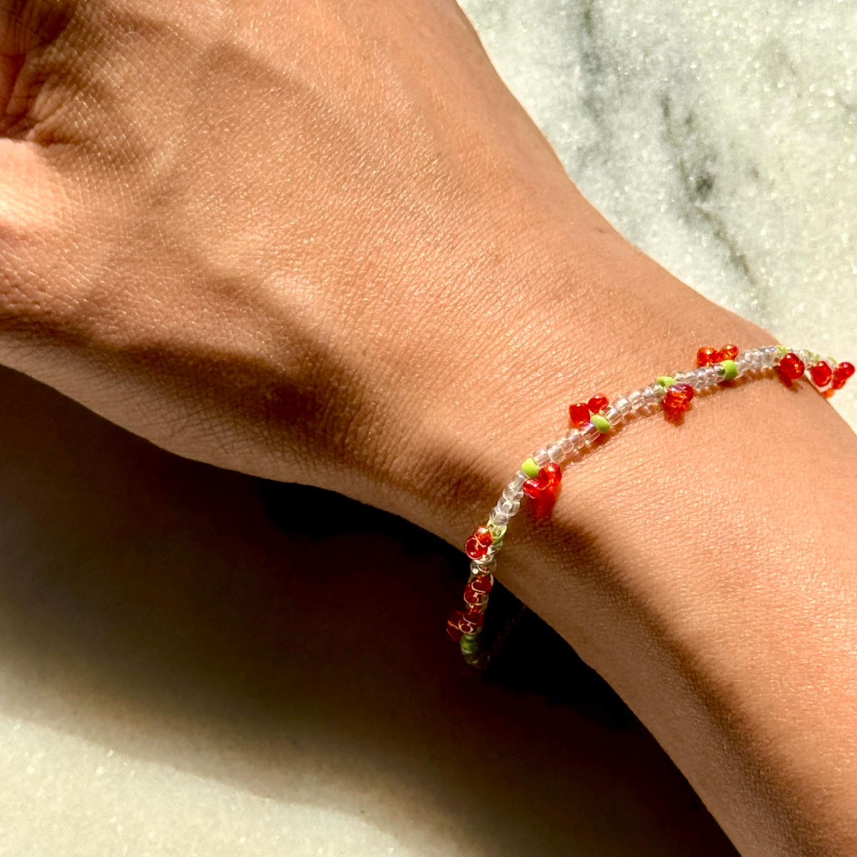 Twinkle loop bracelet
