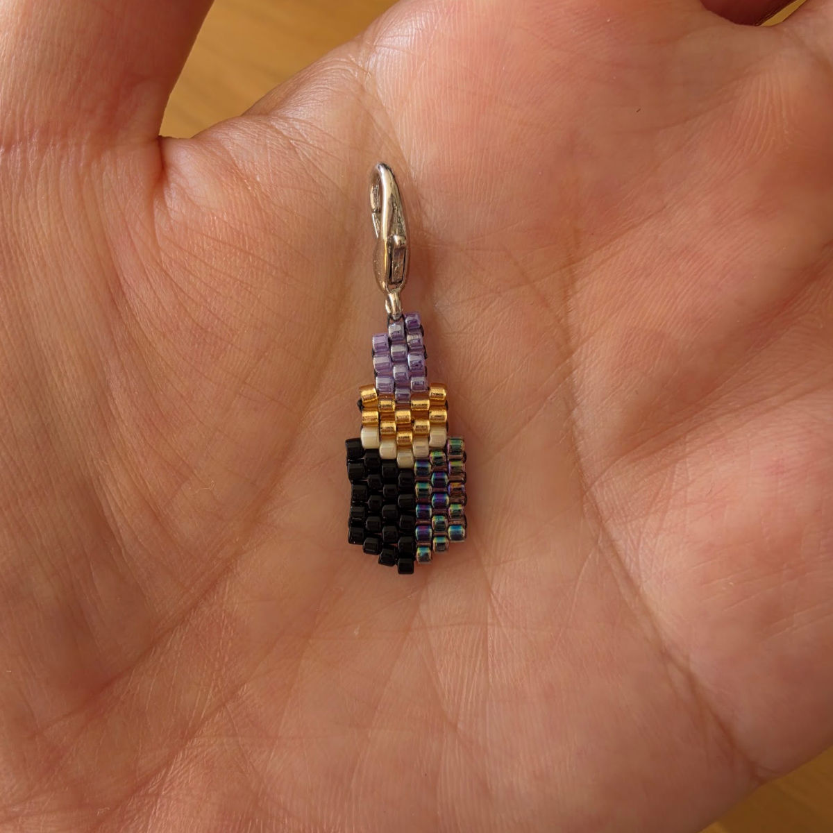 Lipstick pendant