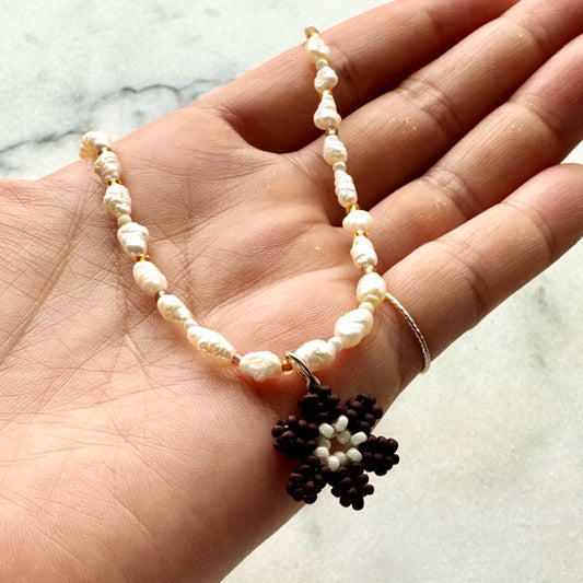 Pearly Girl necklace